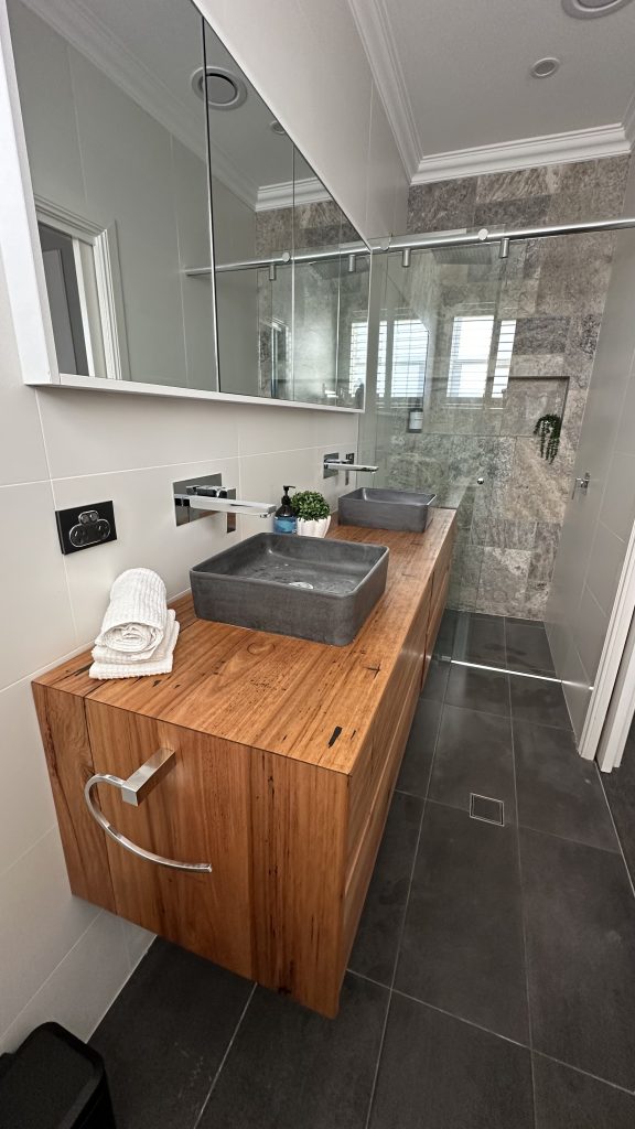 emergency plumber central coast